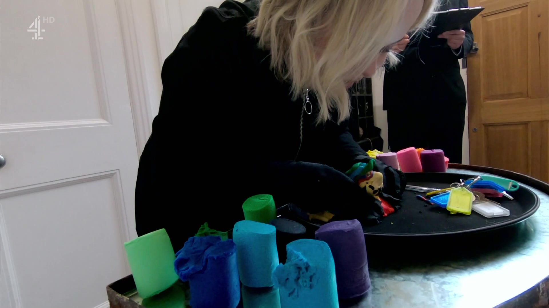 10x00 - New Year Treat: The Fastest Duck - Screencaps - Taskmaster10x00 ...